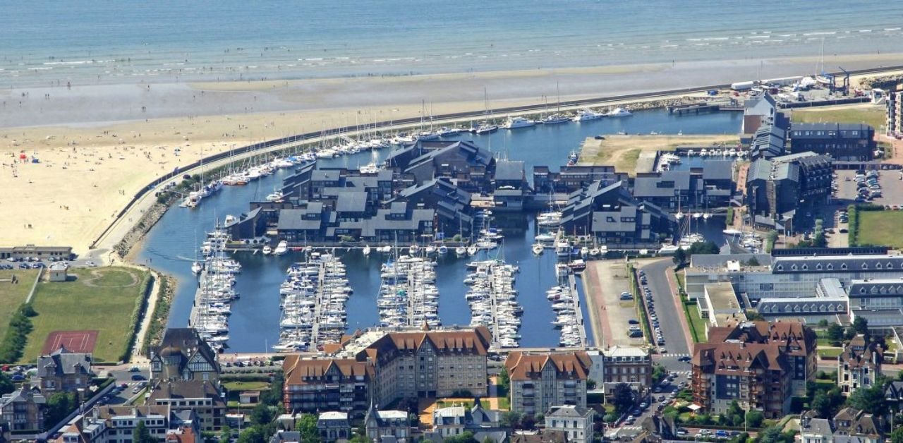 Aegean Airlines Deauville Office in France